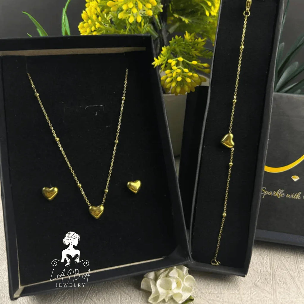 Golden Heart Charm Set
