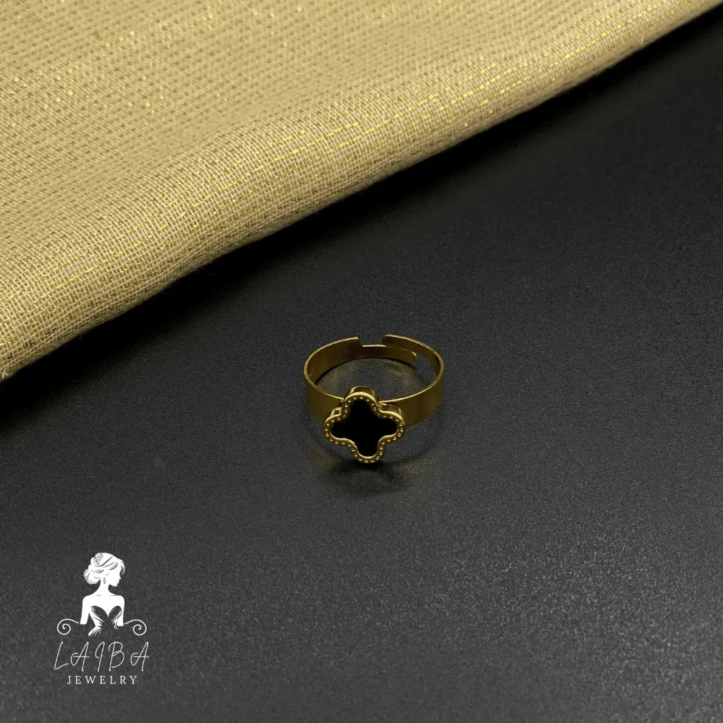 Stainless Steel Black Clover - Set of 4 Include ( Bracelet, Pendant, Adjustable Ring & Earrings )