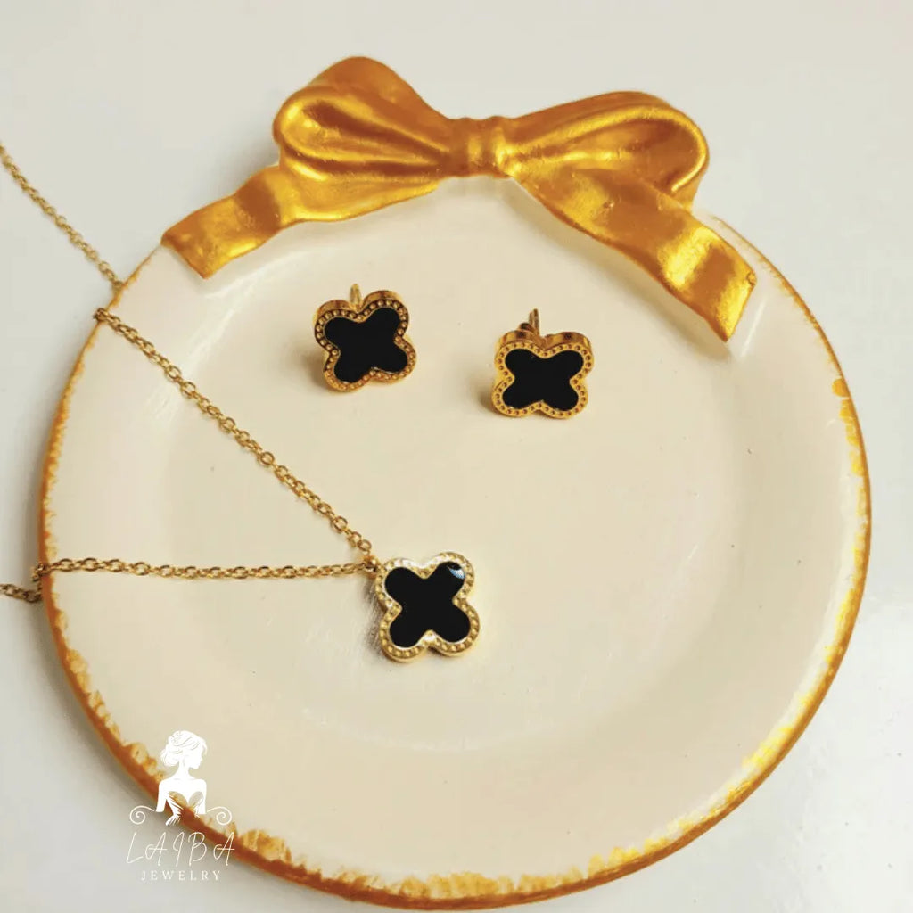 Stainless Steel Black Clover - Set of 4 Include ( Bracelet, Pendant, Adjustable Ring & Earrings )